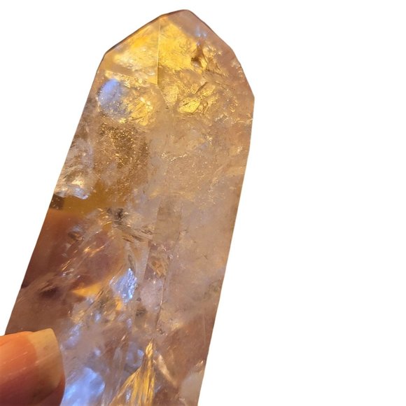 Brilliant Quartz Crystal Pillar Natural Inclusions Protecting Stone - Picture 3 of 8